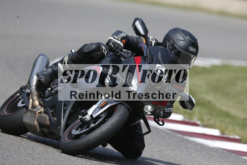 Archiv-2025/49 26.08.2025 Cornu Master School ADR/blau-bleu/68